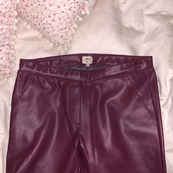 NWOT wilfred vegan leather leggings🍷 - Picture 2 of 5